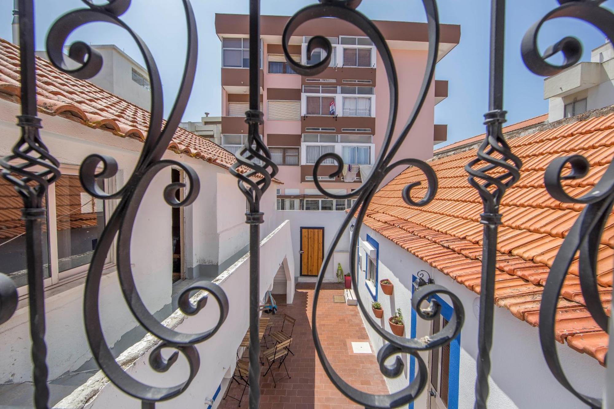 Vila Maria Apartments By Host-Point Costa da Caparica Bagian luar foto